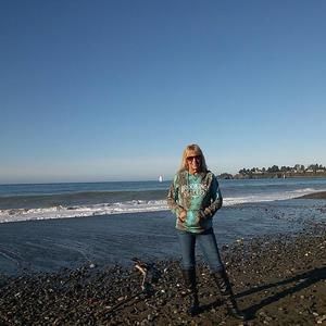 Meet your Posher, Carri